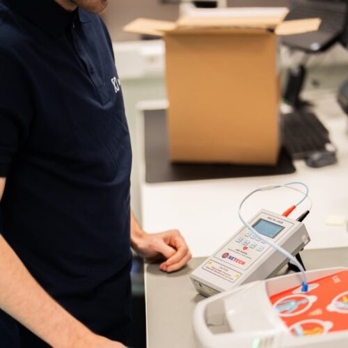 Service und Einweisung für AED Defibrillatoren